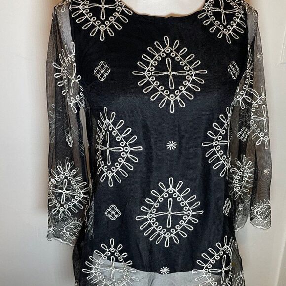 Alfani Womens Black White Abstract Mint Round Neck Mesh Sleeve Blouse Top Sz PM - Picture 3 of 7